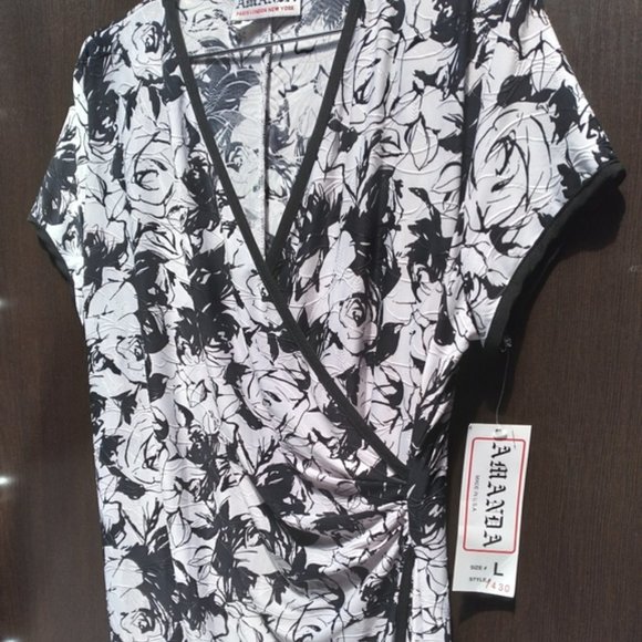 AMANDA Black white dainty print wrap dress V neck Short sleeve midi kimono like - Picture 2 of 4